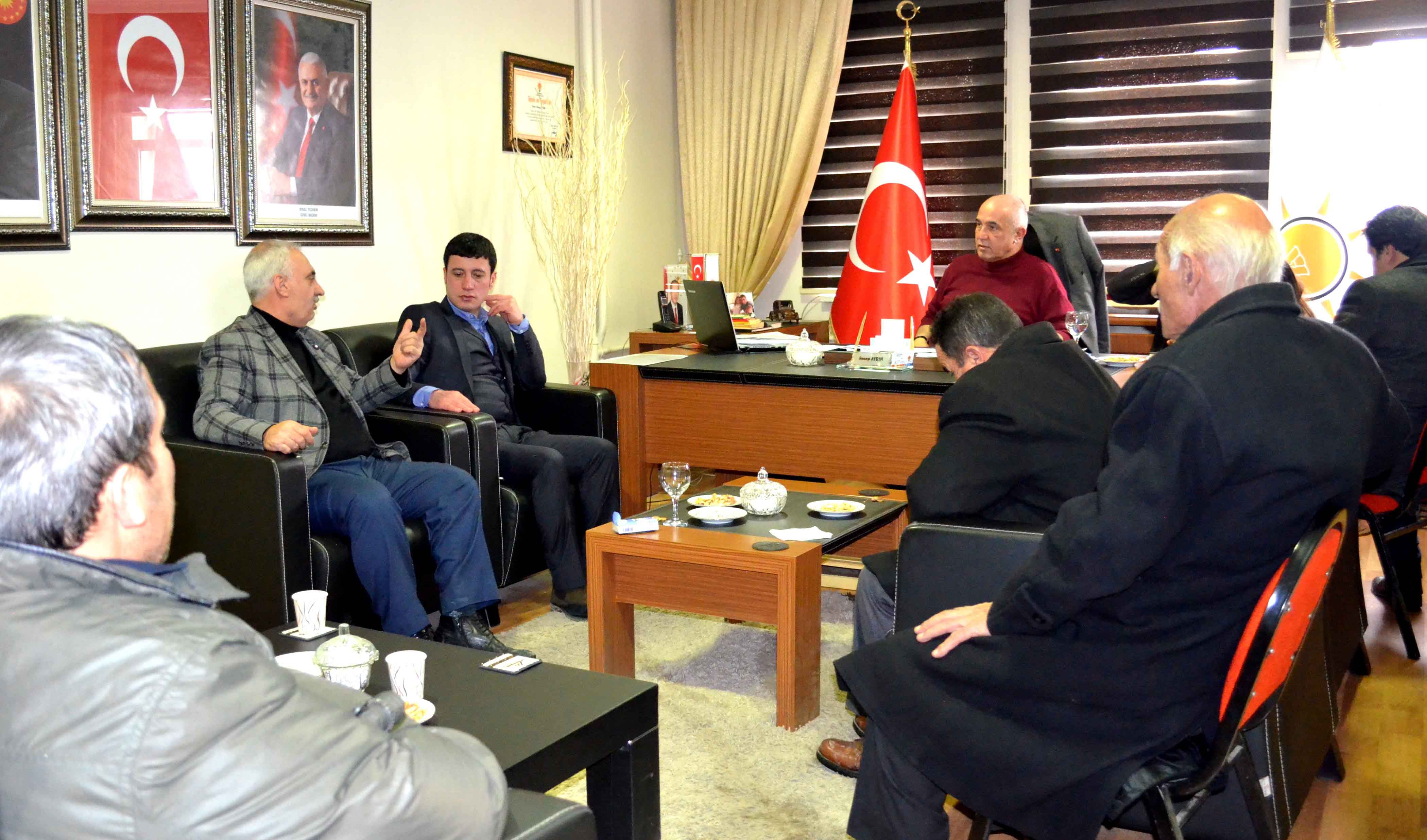  Milletvekili Ilıcalı'nın 'Halk Günü' davetine yoğun ilgi