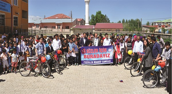  Pasinler’de karne ve ödül sevinci birlikte yaşandı