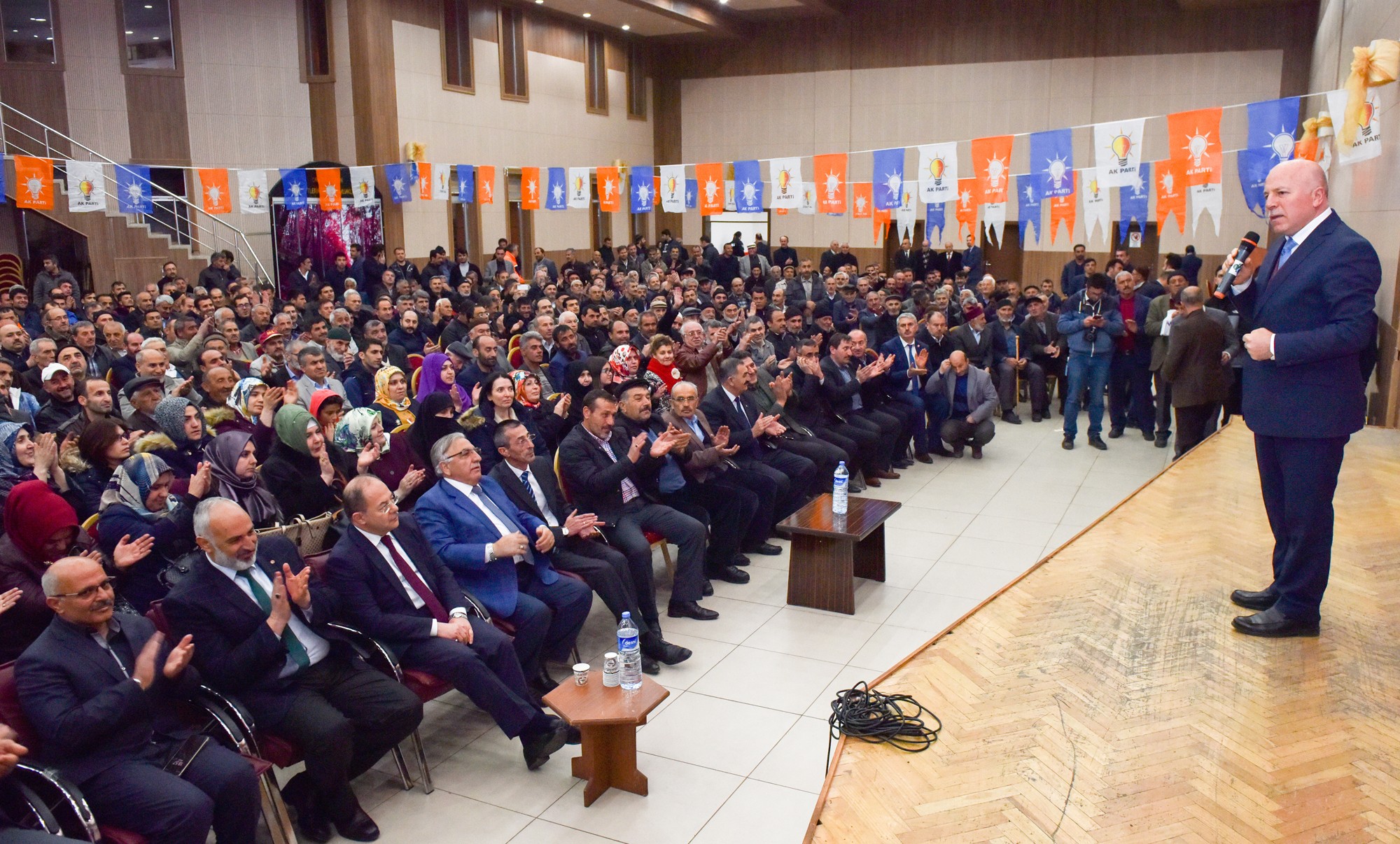 Bakan Akdağ ve Başkan Sekmen Oltu, Olur ve Şenkaya’da yeni sistemi anlattı