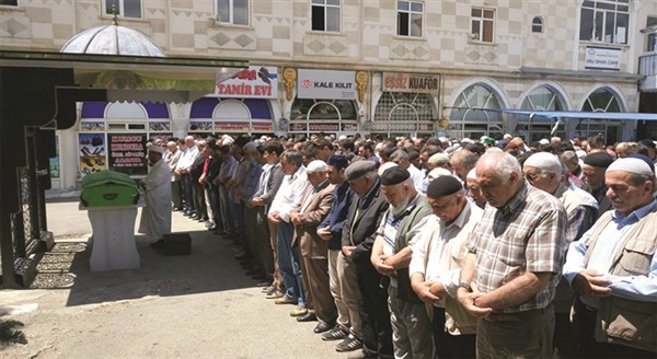 Başkan Hikmet Karaca’nın acı günü