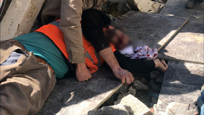 İnşaatın 4. katından düşen işçi ağır yaralandı