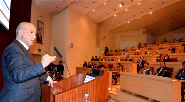 Milletvekili Ilıcalı, üniversite öğrencilerine Cumhurbaşkanlığı Hükümet Sistemini anlattı