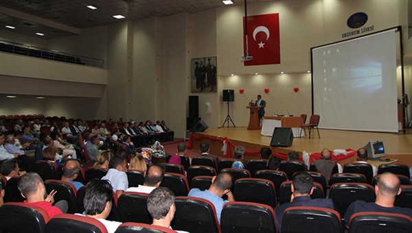 “Milli Eğitim’de Değişen Müfredat” bilgilendirme toplantısı yapıldı