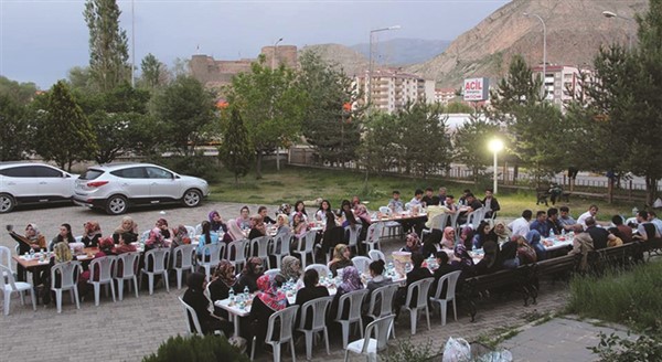 Oltu’da İftarlı mezuniyet programı