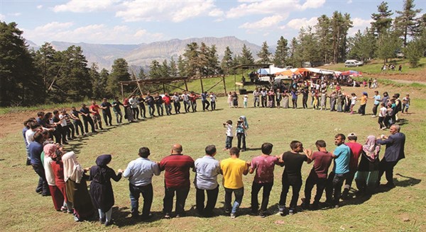 Oltu’da Organik Meyve ve Sebze Festivali