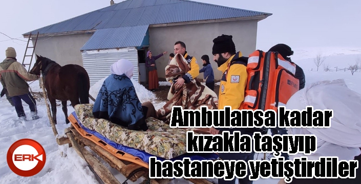 Ambulansa kadar kızakla taşıyıp hastaneye yetiştirdiler