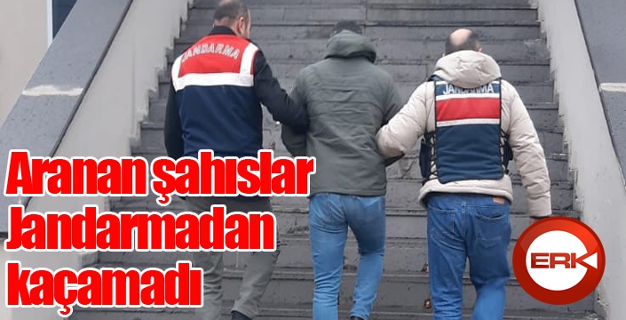 Aranan şahıslar Jandarmadan kaçamadı