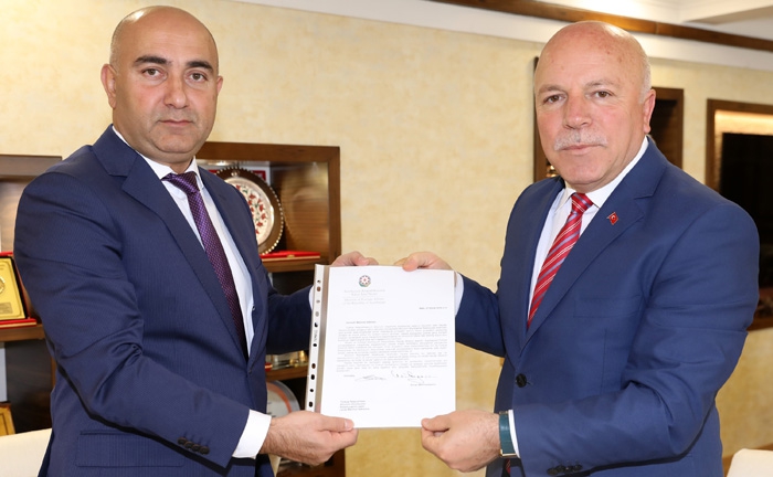 Azerbaycan Dışişleri Bakanı Memmedyarov’dan Başkan Sekmen’e teşekkür mektubu