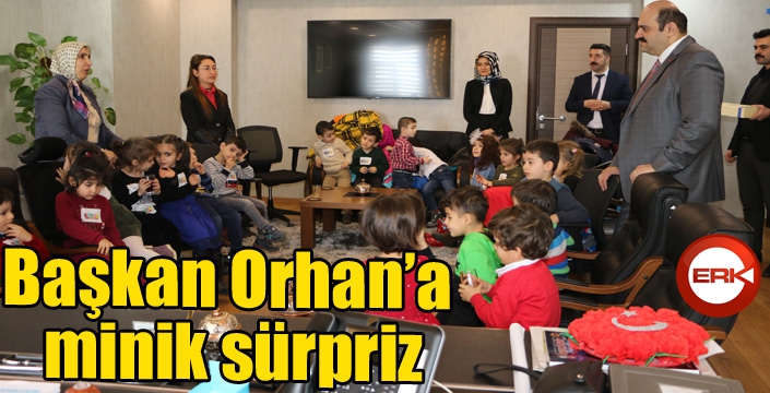 Başkan Orhan’a minik sürpriz