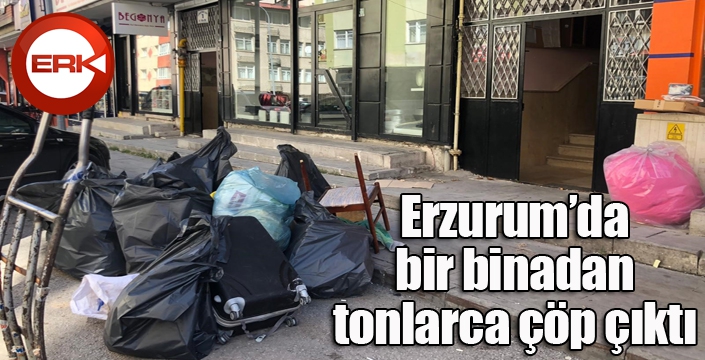 Binayı çöp alanına çevirdiler