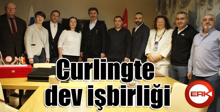 Curlingte dev işbirliği