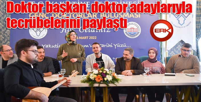 Doktor başkan genç doktor adaylarıyla kahvaltıda buluştu