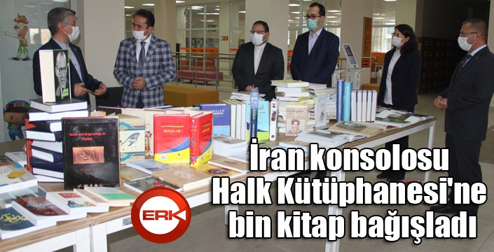İran konsolosu Halk Kütüphanesi'ne bin kitap bağışladı