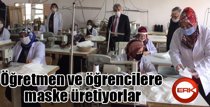 Öğretmen ve öğrencilere maske üretiyorlar