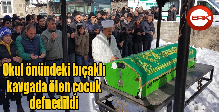 Okul önündeki bıçaklı kavgada ölen çocuk defnedildi 