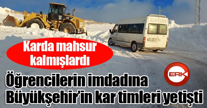 Tipide mahsur kalan öğrenci ve vatandaşlar, 5 saatlik çalışma sonunda kurtarıldı